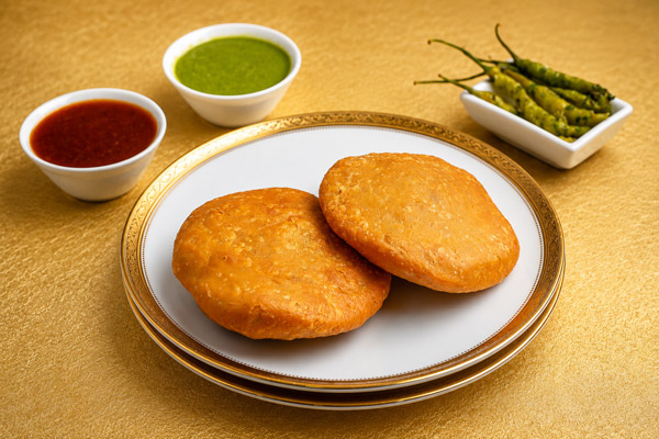 Aloo Pyaaz Kachori