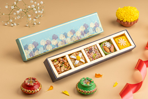 5 in 1 Petit Sweet Box